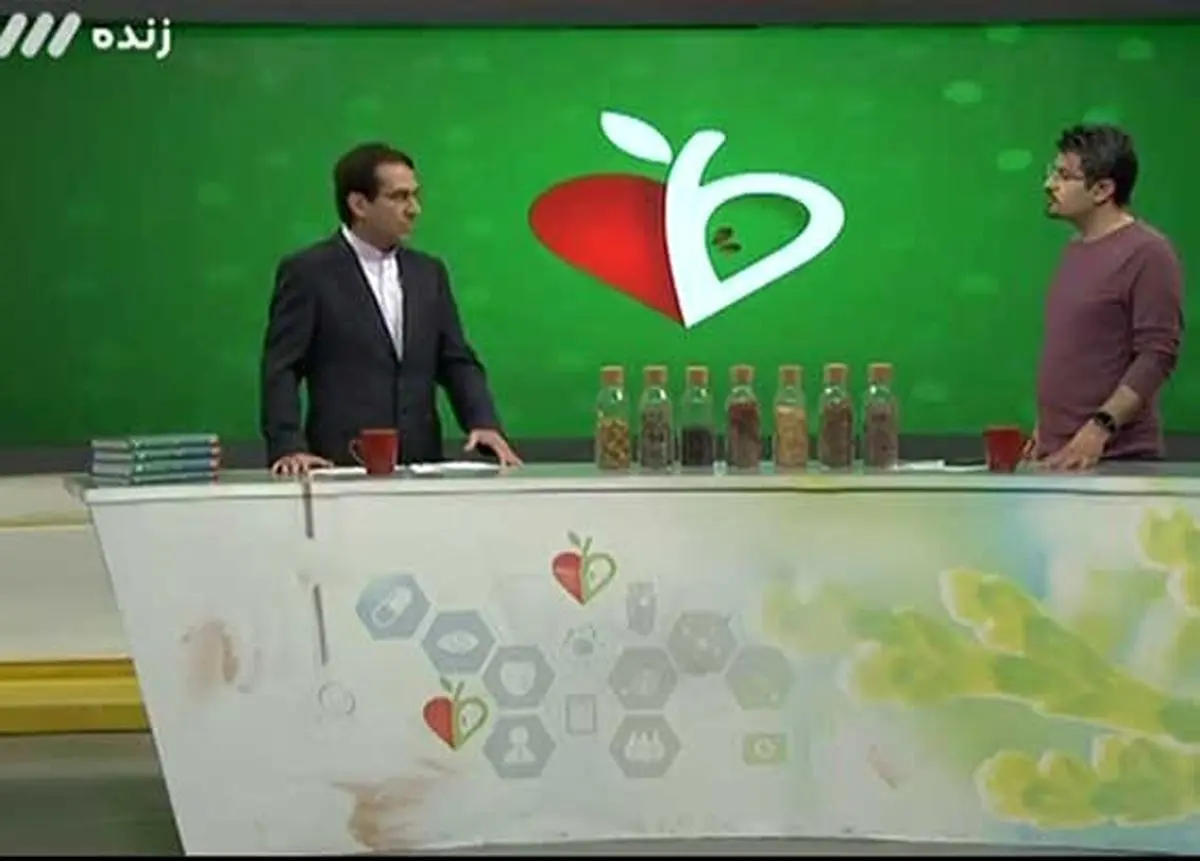 اقدام عجیب مجری تلویزیون در ماه رمضان روی آنتن زنده + فیلم