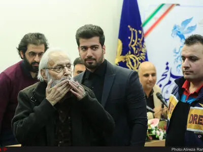 رونمایی از پوستر جشنواره فیلم فجر با یاد ابراهیم گلستان و فروغ فرخزاد