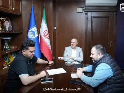 جلسه فنی چادرملو درباره ادامه لیگ برتر