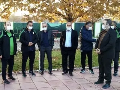 حضور سرپرست فدراسیون فوتبال در تمرین تیم ملى جوانان