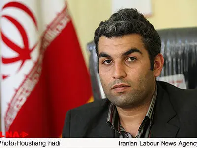جامعه مزدبگیر سال سختی را پشت سر گذاشت/ حل مشکلات کارگران در گروی حل مشکلات واحدهای صنعتی است