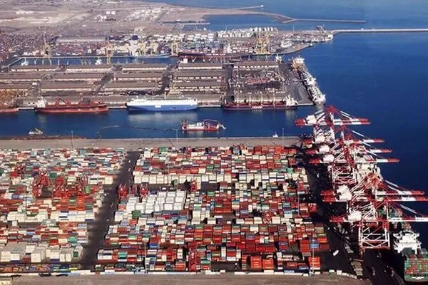 Ships frequenting at Iran’s largest container port despite Israeli threats