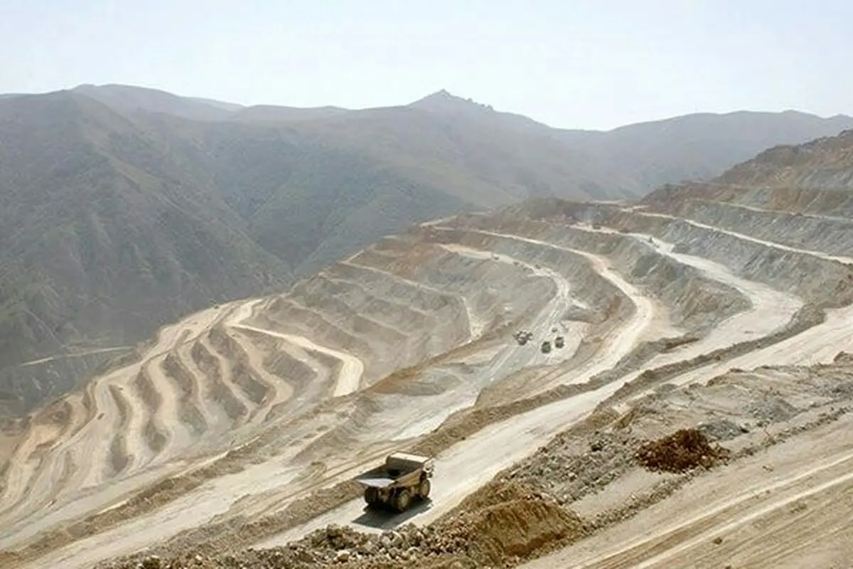 لزوم فعال سازی معادن کوچک و غیر فعال در کردستان/ انتقال حساب‌های مالی واحدهای معدنی و تولیدی به داخل استان