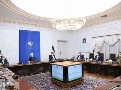 دولت تدبیر و امید تلاش می‌کند با پایان دادن به پدیده پروژه‌های ناتمام، دولت آینده را با مشکلات ناشی از آن مواجه نکند/  فعالان سیاسی نباید اظهارنظر اقتصادی را با اظهارنظر سیاسی یکسان بپندارند