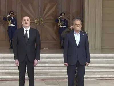 الرئیس بزشكيان في جمهوریة أذربیجان