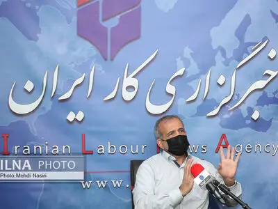 بدون گفت‌وگو‌های برجامی و FATF ، رسیدن به توسعه سخت است/ اعضای تیم اقتصادی دولت برنامه واحد نداشته باشند، آب‌شان در یک جوی نمی‌رود