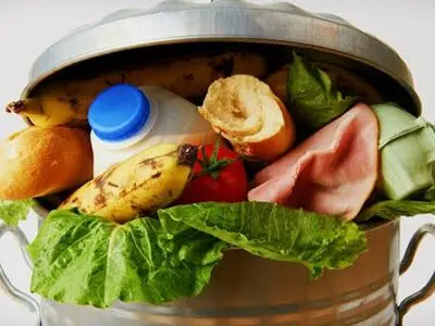 جفا به غذا/ از گرانی سفره‌ها تا دورریز مواد غذایی