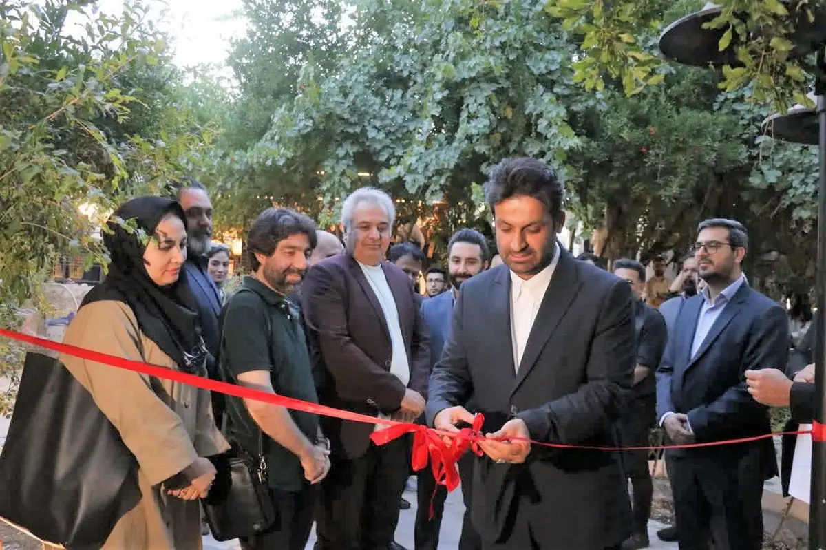 سالن تئاتر «سی» با اجرای نمایش «فالش» آغاز به کار کرد