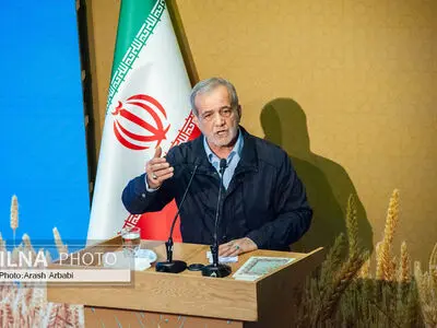 No man, authority can be successful without capable women: Pezeshkian