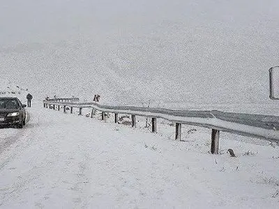بسته شدن همه محورهای کوهستانی استان به جز محور جنگل گلستان