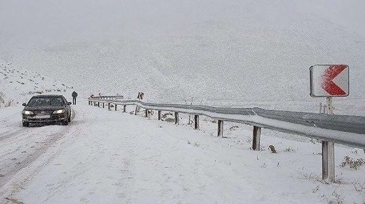 بسته شدن همه محورهای کوهستانی استان به جز محور جنگل گلستان