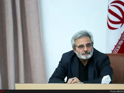 قالیباف مجلس «۴ درصدی‌ها» را برپا کرده/ خروجی این مجلس درهم کوبیدن ارزش‌های انقلاب 
است/ دنبال قطبی کردن جامعه با پذیرش حقوق ۳۳ میلیونی هستند/ کارگران را با تورم به فلک می‌بندند اما برای گروه‌های پردرآمد تسهیل‌گری می‌کنند