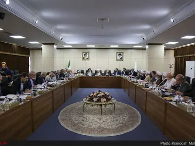 آراء مجمع تشخیص مصلحت؛ به سود کارگران یا به سود کارفرمایان؟