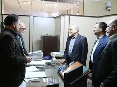 تأکید استاندارقم بر اجرای سیاست‌های دولت‌الکترونیک در فرآیندهای مالیاتی