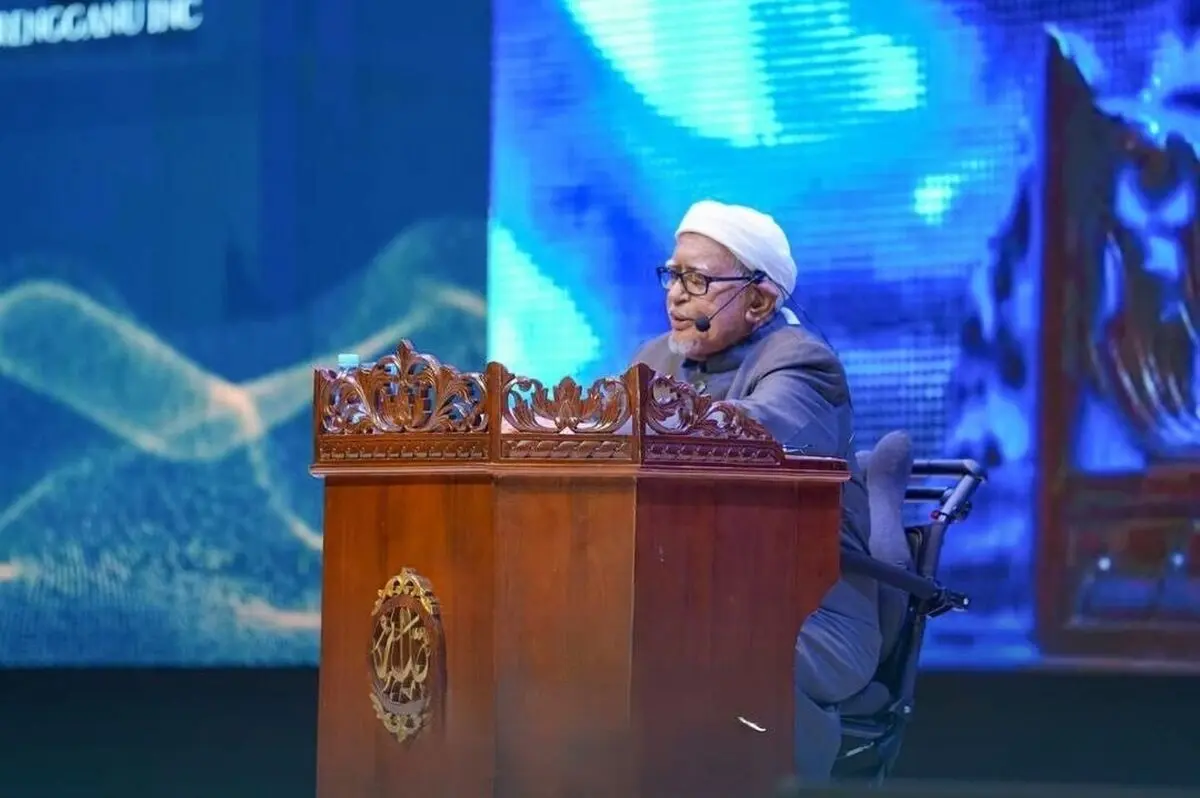 انتشار مجموعه ۱۵ جلدی تفسیر «التبیان» در مالزی