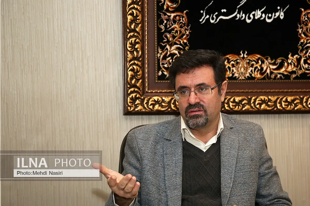 چه کسی باید پاسخگوی زیان‌های مادی و معنوی وارده به نهاد وکالت و داوطلبان باشد؟ 