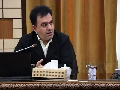 شهردار: تمام زمین‌های خاکی شهر تبریز به چمن مصنوعی تبدیل می‌شود