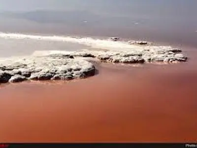 رهاسازی آب سد قلعه‌چای به سمت دریاچه ارومیه/ افزایش ۷۹ سانتی متر تراز دریاچه