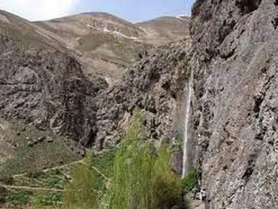 آبشار سنگان سولقان؛ طبیعتی حیرت‌انگیز در نزدیکی تهران 