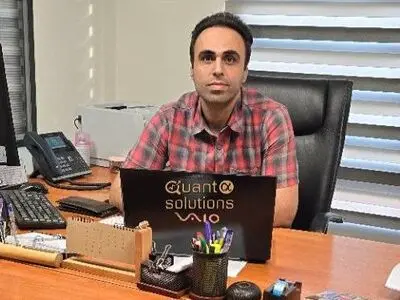 توسعه الگوریتم‌های تجاری اختصاصی پیش بینی بازار با QuantAlpha Solutions 
