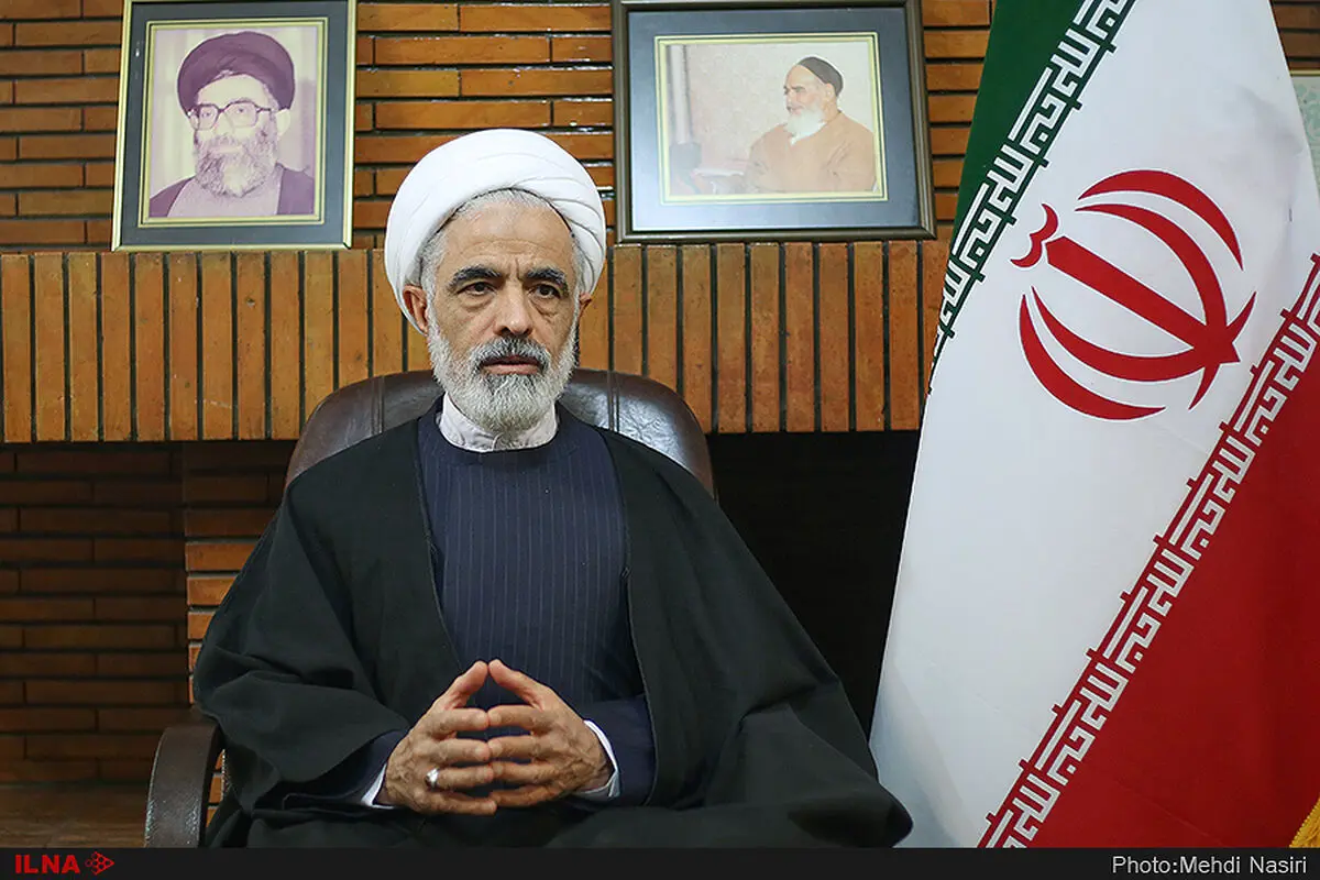 ایران صلح‌طلب است و تنگه هرمز را در اختیار دارد