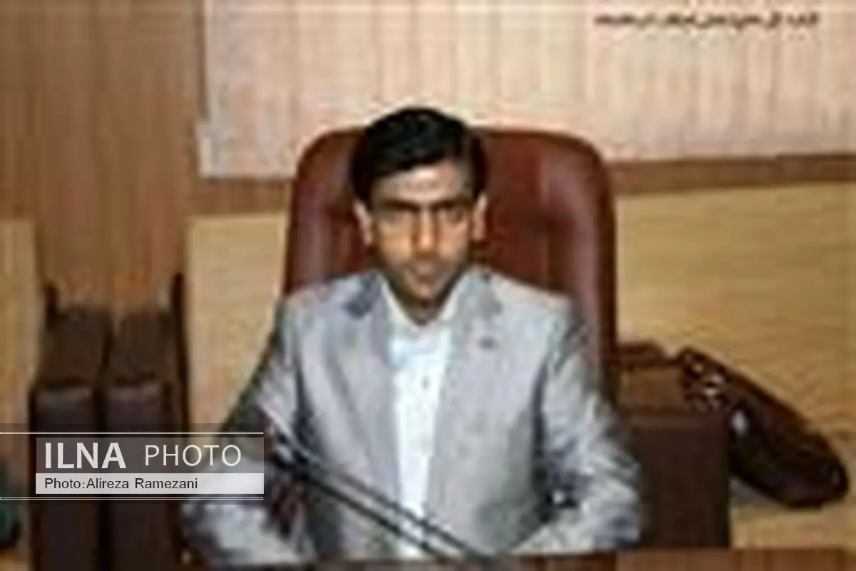 مصرف بیش از 4 هزار لیتر سم رایگان جهت سم پاشی بدن و جایگاه نگهداری دام در استان کرمانشاه