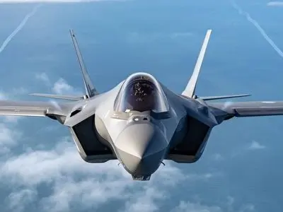  کاسب خوش‌ذوق اصفهانی: ضایعات F‑35 خریداریم + عکس