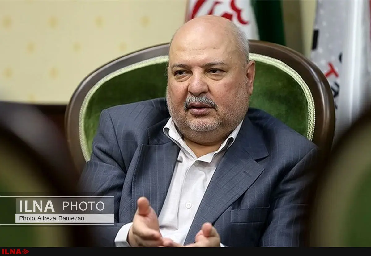 دم از اعتدال می‌زنند اما «عالیجناب سرخپوش» را سرلیست و لیدر کرده‌اند
