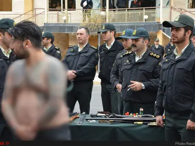 دستگیری ۲۰ شرور در تایباد/کشف بیش از ۳۳ لیتر مشروبات الکلی 