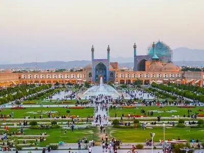 افزایش ساعت بازدید بناهای تاریخی میدان امام (ره) اصفهان