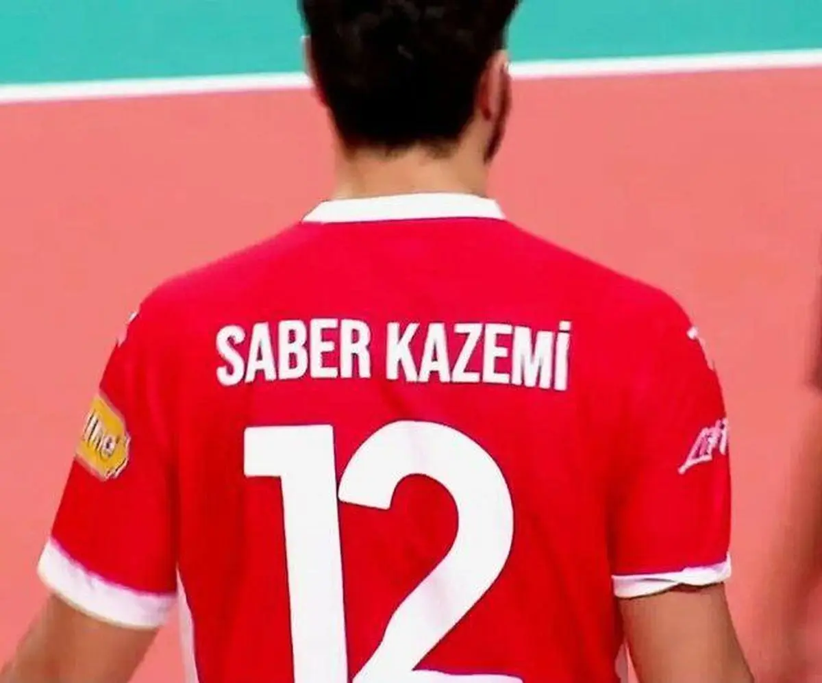 ادای احترام مرتضی شریفی به صابر کاظمی در لیگ والیبال ترکیه