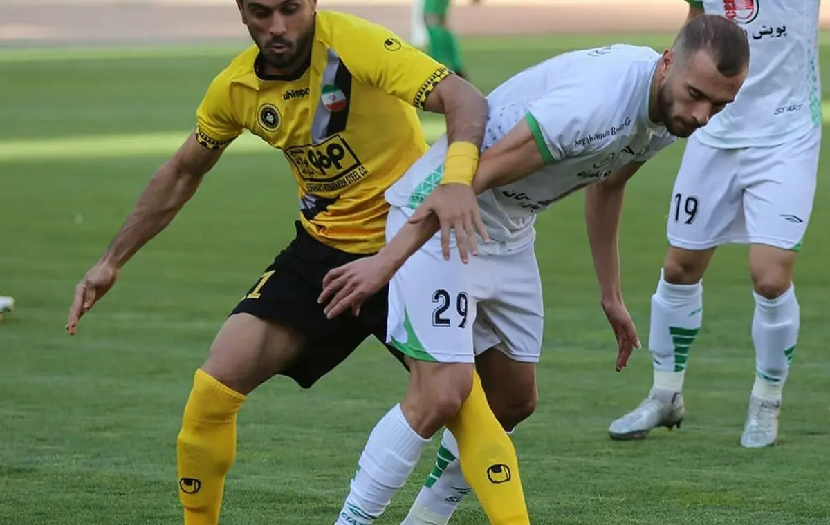 قطع همکاری ذوب آهن با 4 بازیکن