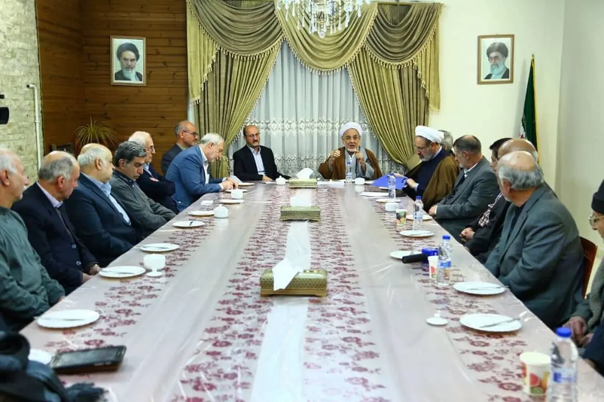 دیدار زندانیان سیاسی رژیم ستمشاهی با استاندار قزوین 