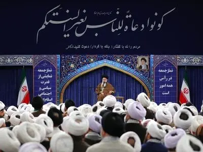 Supreme Leader admires Yemen's attacks on "lifelines of the Zionist regime"