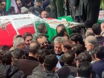 تشییع هفت شهید مدافع امنیت در شبستر