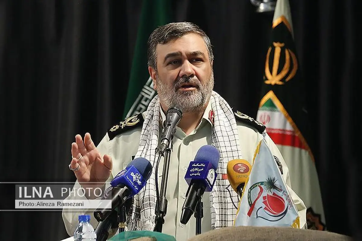 ماموران ناجا در شمال غرب و شرق کشور هر روز با اشرار در حال درگیری هستند