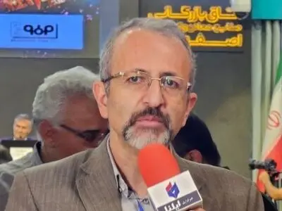 نیاز خودروسازان در فولاد مبارکه تامین می‌شود