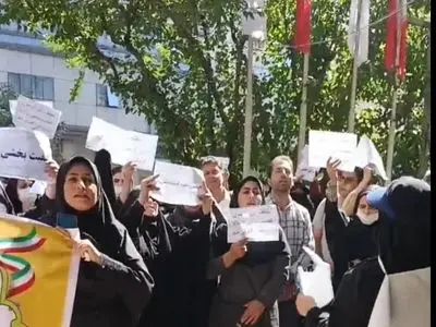 اعتراض پذیرفتهنشدگان آزمون استخدامی آموزش و پرورش در تهران ادامه دارد