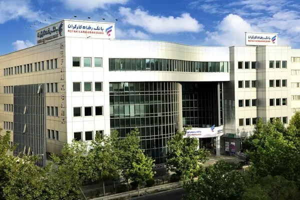 حمایت‌های بانک رفاه کارگران از برنامه‌های اشتغالزایی کمیته امداد امام خمینی(ره) مورد تقدیر قرار گرفت