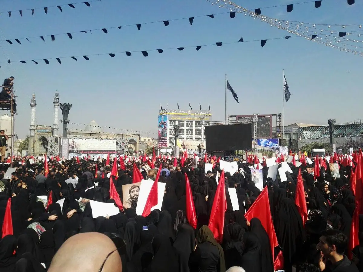 جمعی از نمایندگان مجلس در مراسم تشییع پیکر شهید حججی شرکت کردند