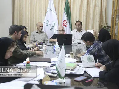 مافیاها برای حل مسأله تورم بساط برپا کردند/ می‌توانیم جنبش توسعه خواهی را زنده کنیم
