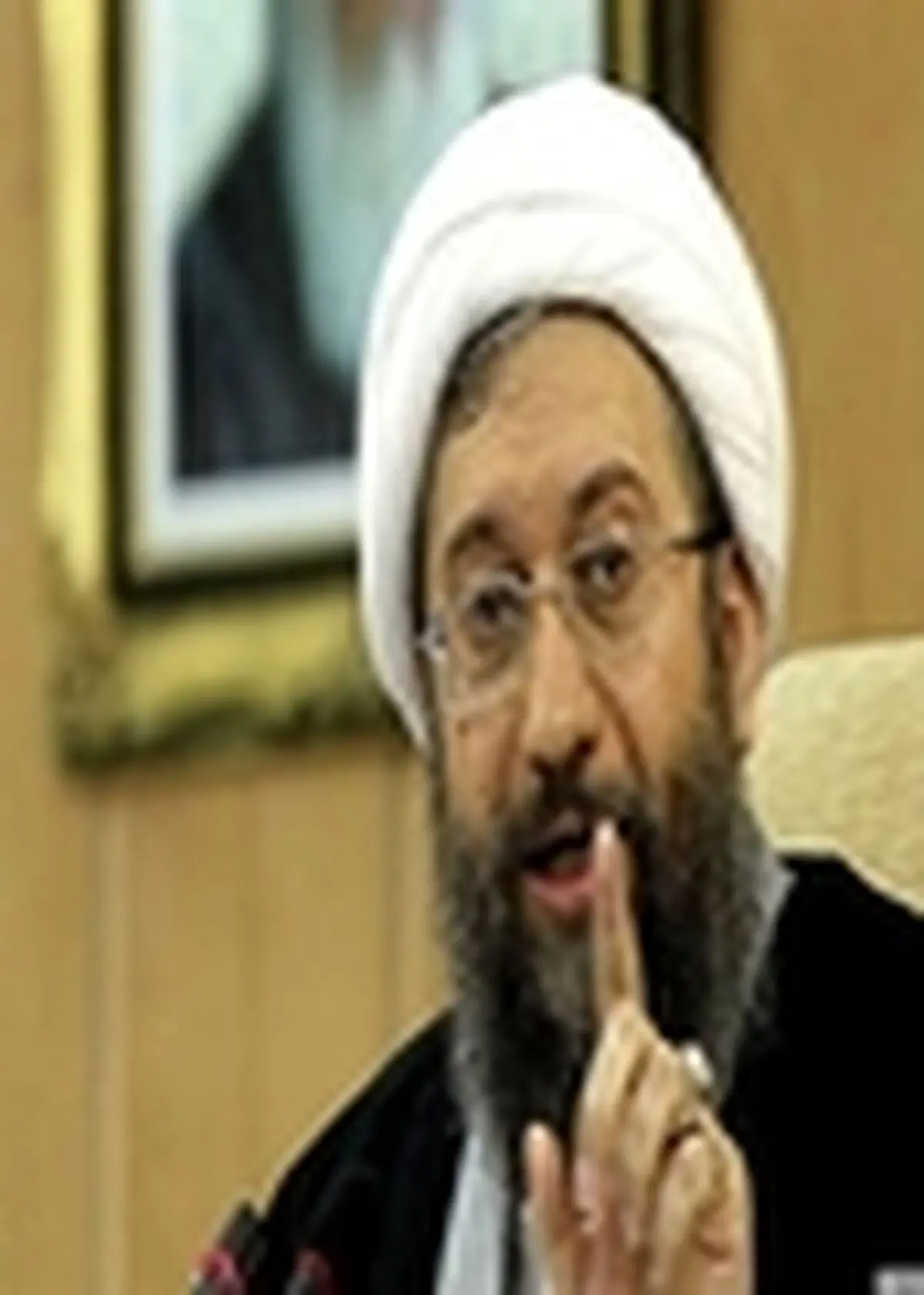 آزادی زندانیان امنیتی بر اثر فشار یک دروغ بزرگ است