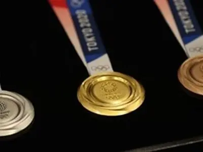 فروش مدال‌های قهرمان سلماسی به نفع خانواده زندانیان
