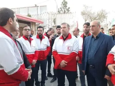 بازدید دبیر کل جمعیت هلال احمر از ایستگاه‌های نوروزی شهرستان اشتهارد