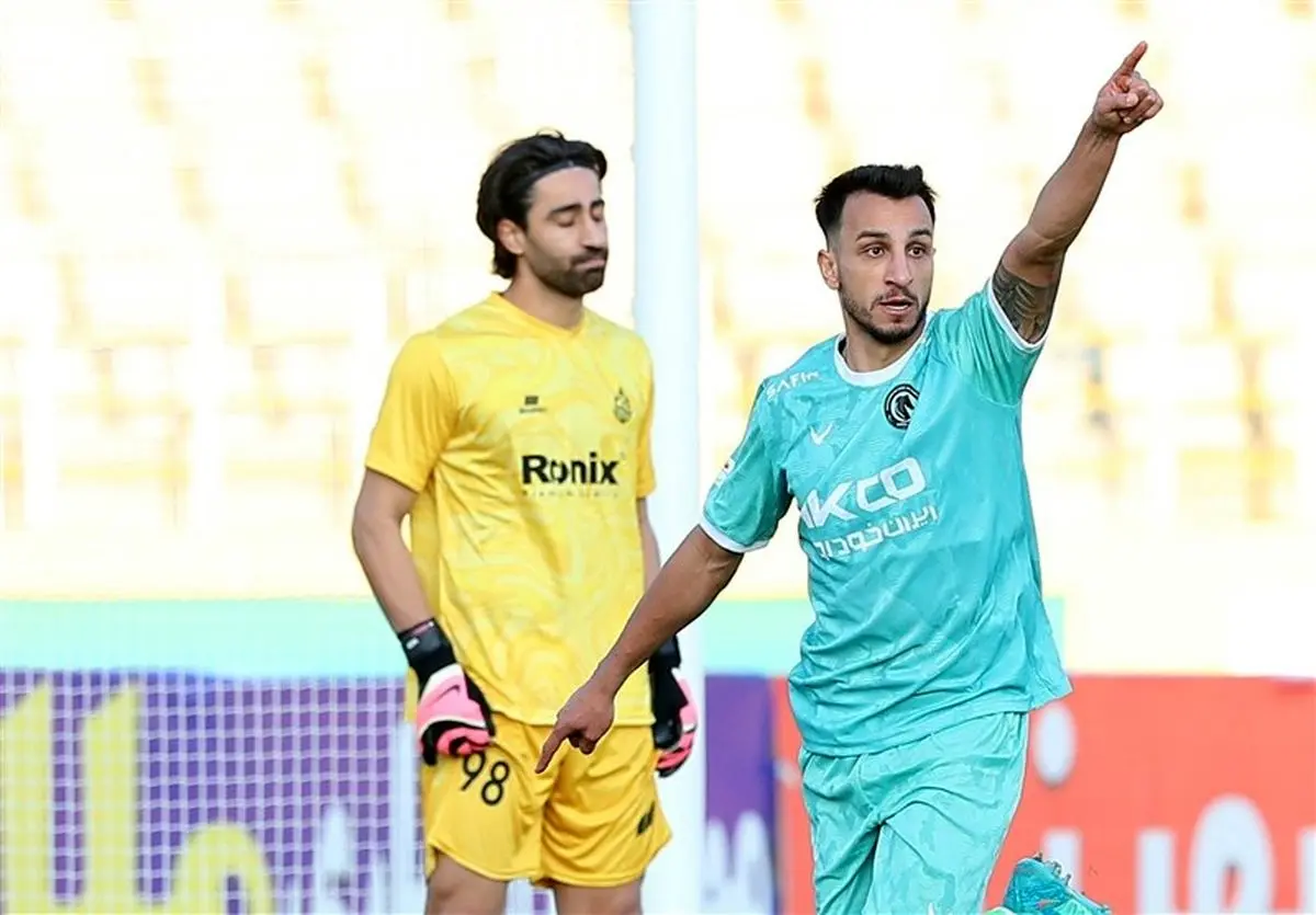 سه امتیاز ارزشمند پیکان مقابل ملوان در تهران