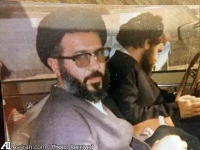 رانندگی سید احمد خمینی برای موسوی خویینی ها/عکس 