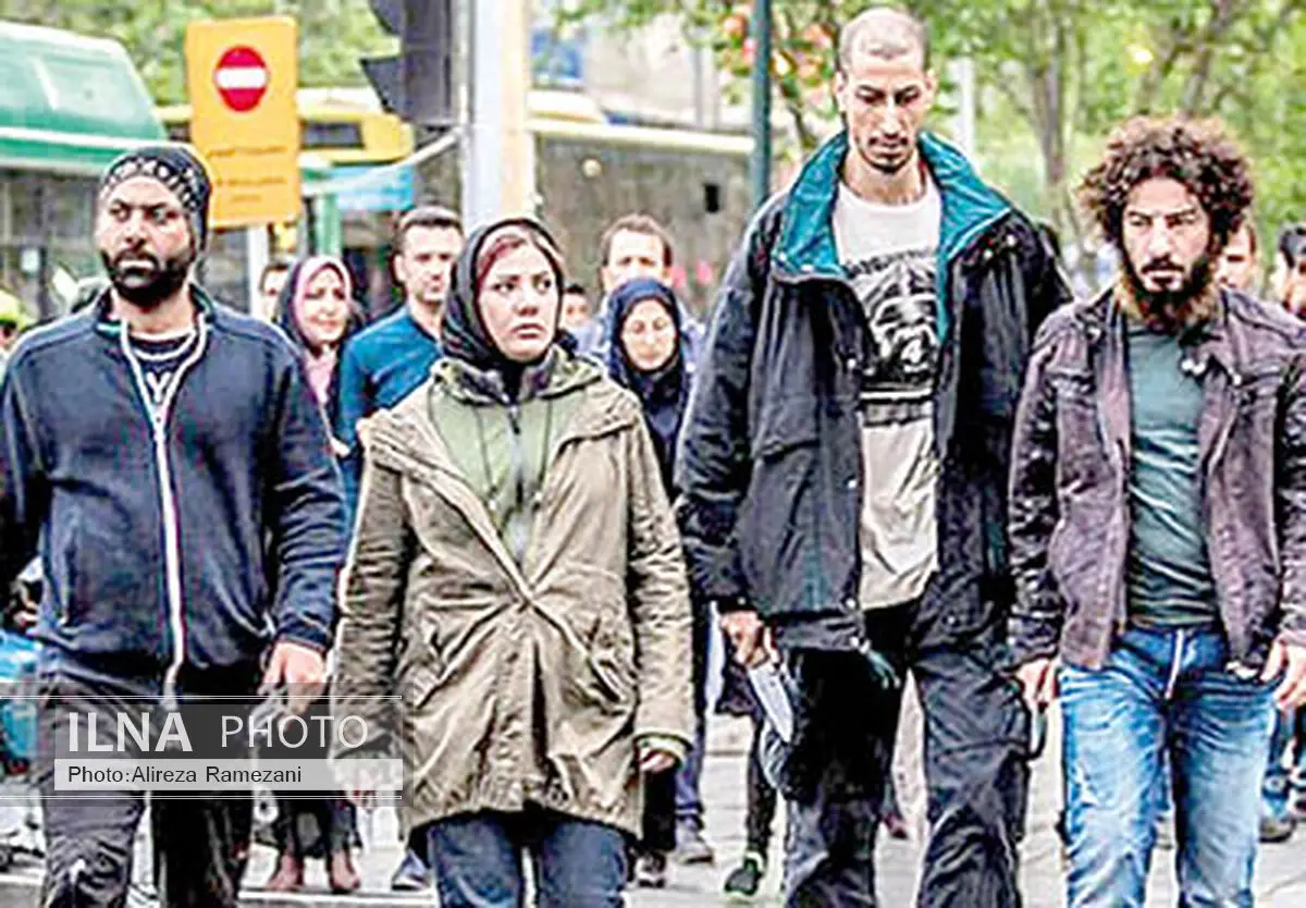 سینماهاى حوزه هنری "لانتورى" را نمایش نمى‌دهند