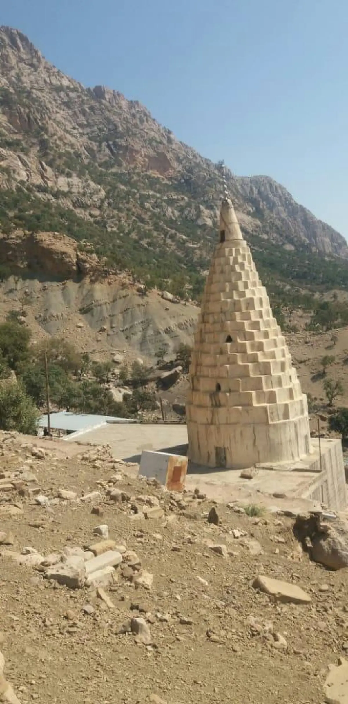خسارت جدی زلزله به امام‌زاده «قطب‌الدین» و تخریب کامل مسجد امام‌جعفر صادق (ع)