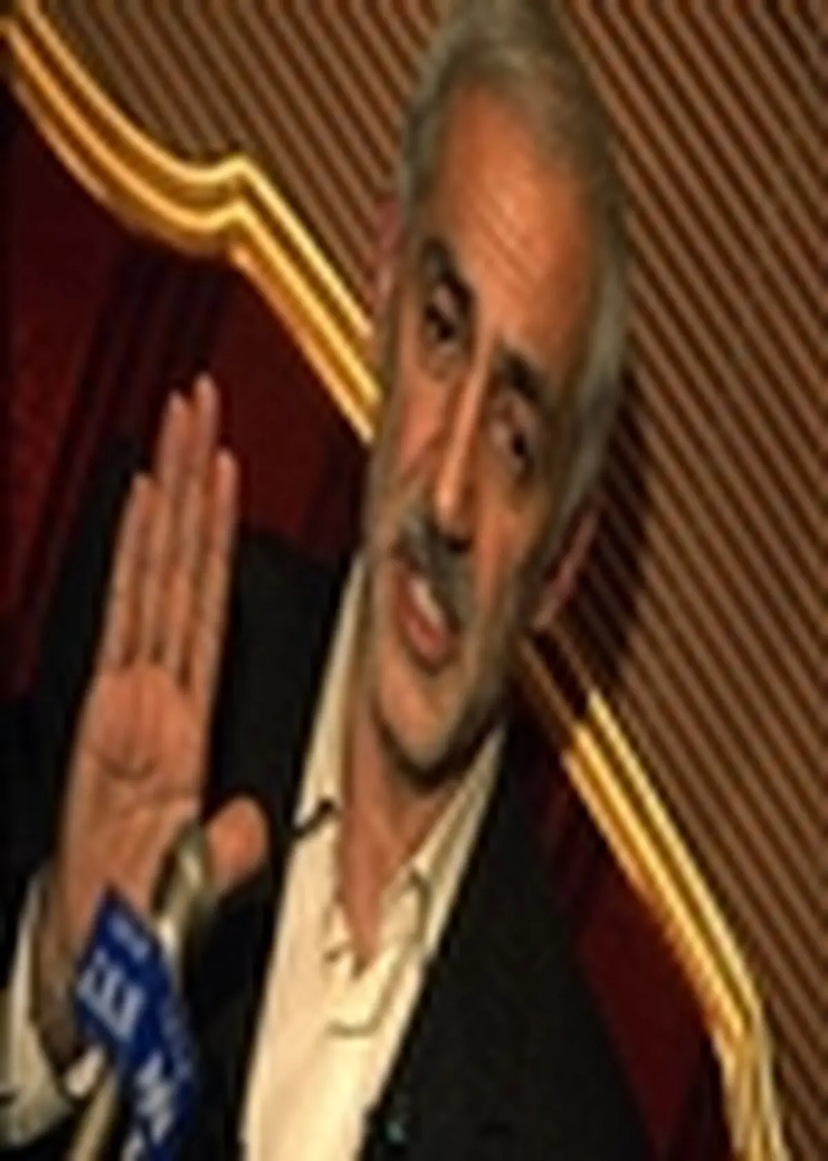 امتیاز فوتسال پرسپولیس به دانشگاه‌آزاد واگذار شد