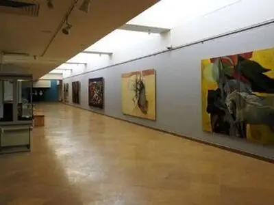 موزه‌ها حق فروش اموال خود را ندارند